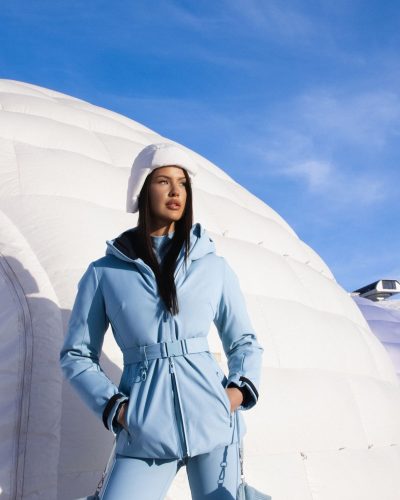 Liza Makhu showcases stylish look