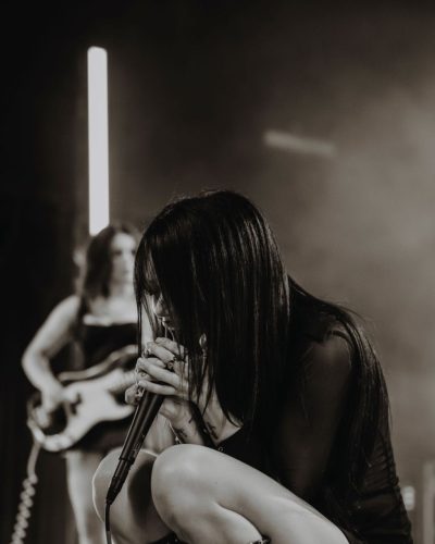 Maggie Lindemann stuns in stylish look at Instagram post 2026