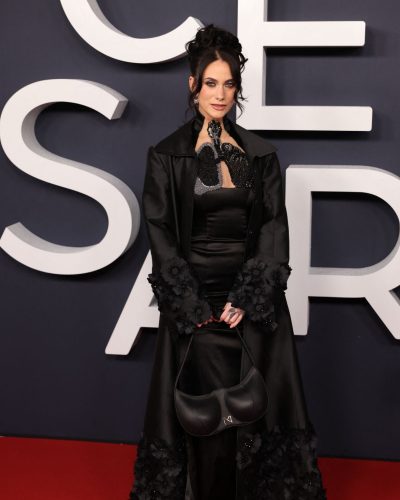 Maghla At showcases stylish look