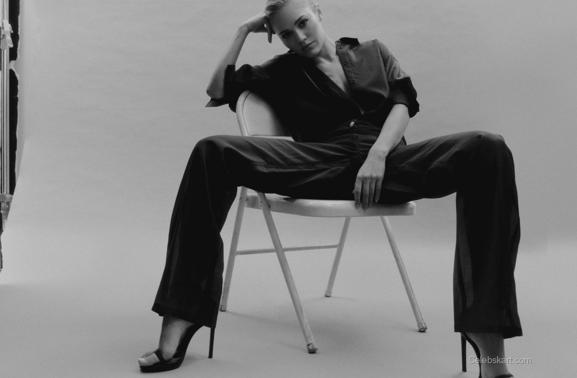 Michelle Randolph Hunger Magazine Cover February 2026 4