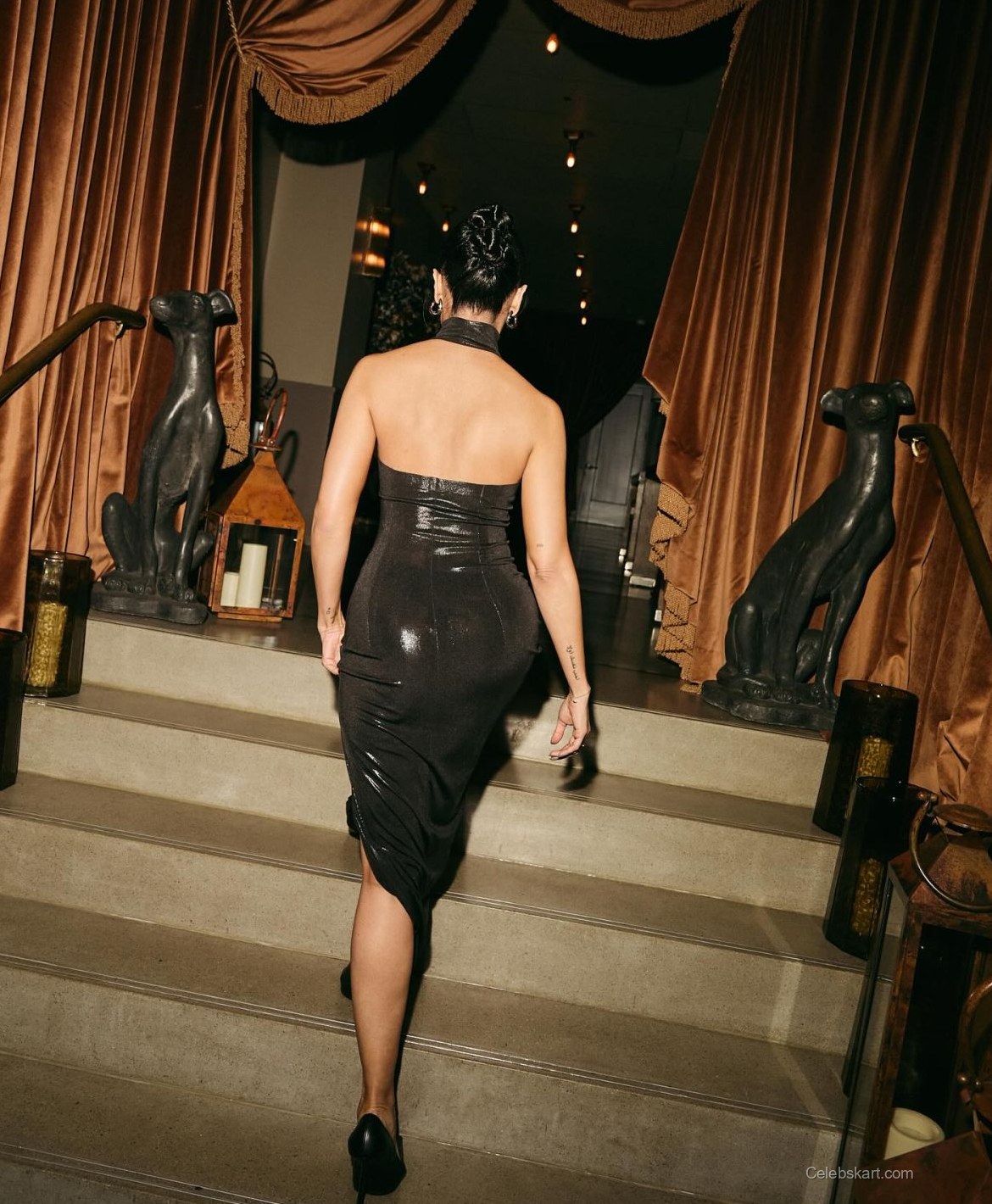 Nazanin Mandi Instagram Photos February 2026 9