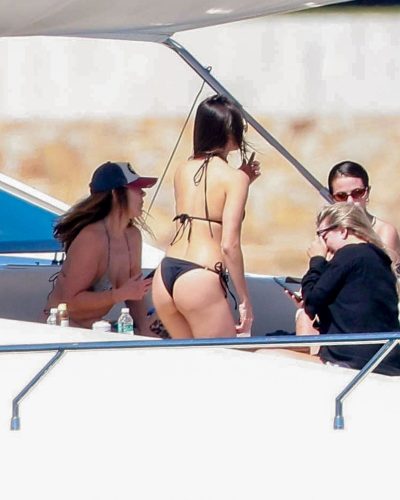 Nina Dobrev looks stunning in bikini