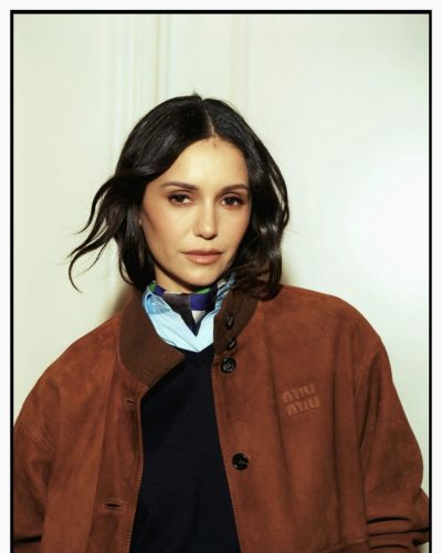 Nina Dobrev looks stunning in stylish look