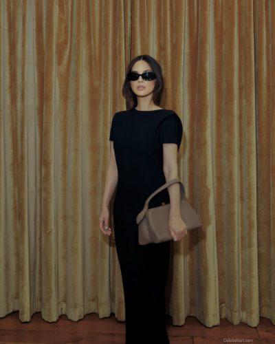 Olivia Munn showcases stylish look