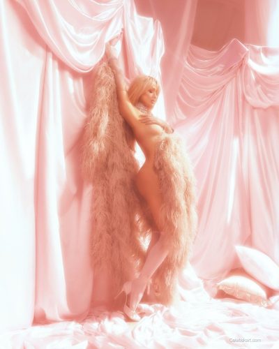 Paris Hilton spotted in stylish look during Instagram post