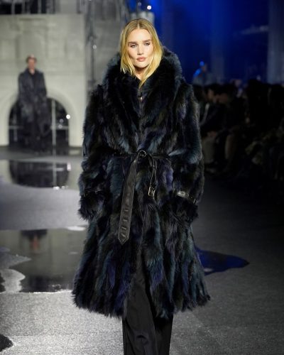 Rosie Huntington-Whiteley at Burberry LFW, February 2026