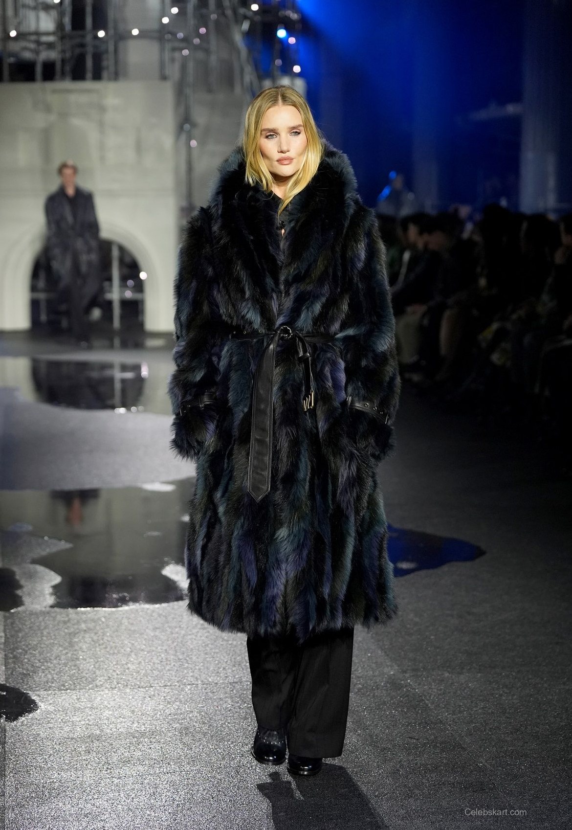 Rosie Huntington-Whiteley at Burberry LFW, February 2026 4