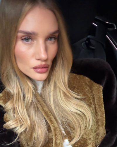 Rosie Huntington-Whiteley spotted in stylish look during Instagram post