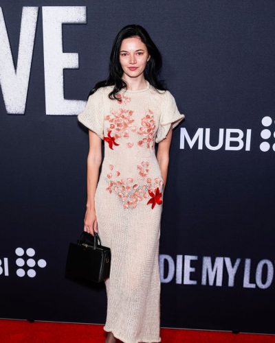 Rylee Stumpf wearing stylish look at premiere 2025