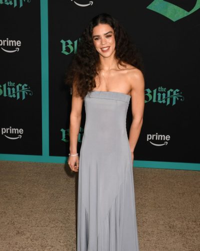 Safia Oakley wearing stylish look at premiere 2026