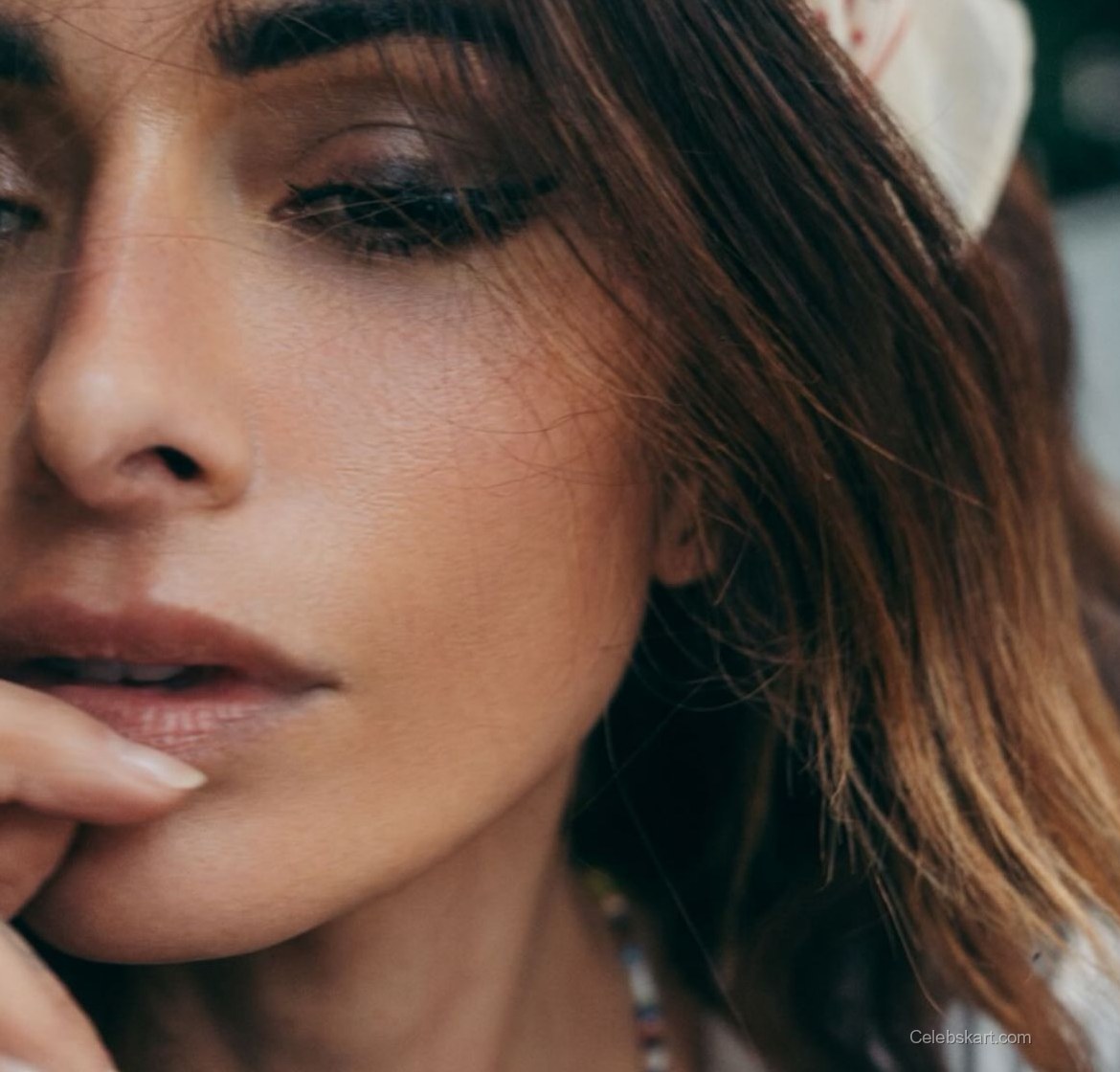 Sarah Shahi Instagram Photos, February 2026 8