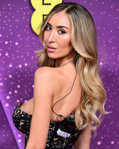 Sophie Habboo showcases stylish look