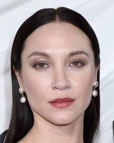 Sydney Lemmon looks stunning in stylish look