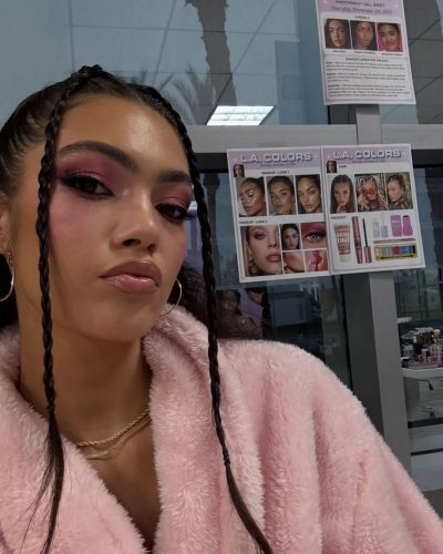 Alana Kern spotted in stylish look during Instagram post