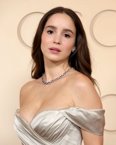 Alba Baptista showcases stylish look