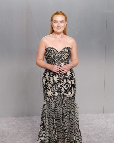 Amelia Dimoldenberg stuns in stylish look at appearance 2026