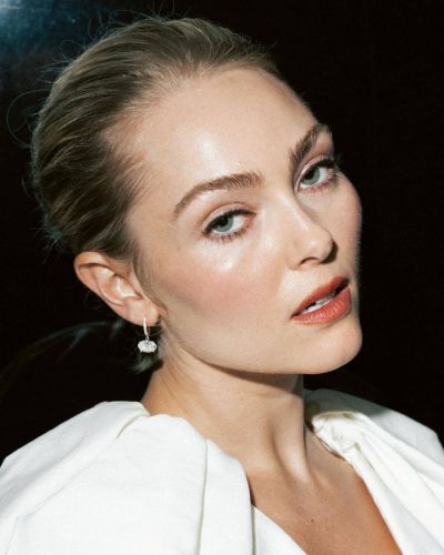 AnnaSophia Robb spotted in photoshoot look during appearance