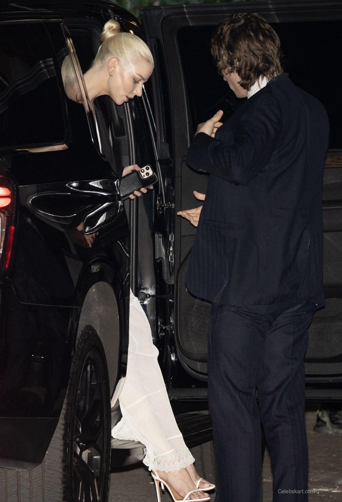 Anya Taylor-joy Stuns At Dior Oscars Pre-party In Beverly Hills, March 2026 5