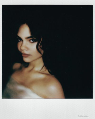 Ariana Greenblatt turns heads in photoshoot look