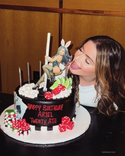 Ariel Winter spotted in stylish look during Instagram post