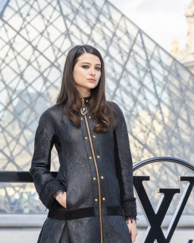 Blanca Soler looks stunning in stylish look