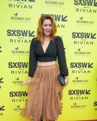 Cassidy Freeman looks stunning in stylish look