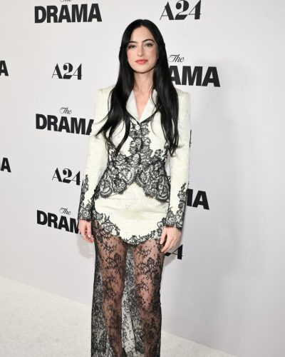 Cazzie David stuns in stylish look at premiere 2026