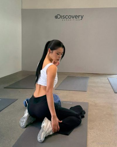 Cece Zhen stuns in stylish look at Instagram post 2026