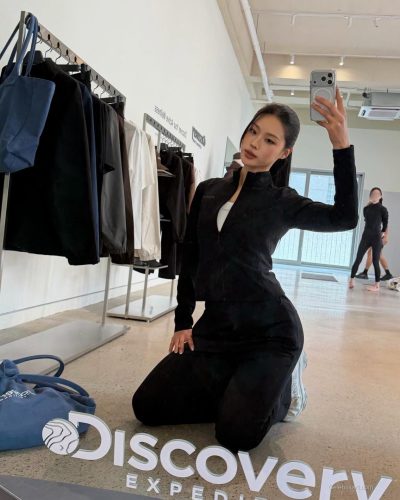 Cece Zhen spotted in stylish look during Instagram post