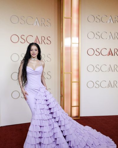 Chase Infiniti looks stunning in stylish look