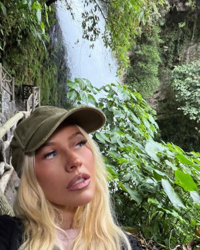 Christina Aguilera – Stunning Party Look 2023 2