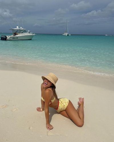 Coco Quinn stuns in stylish look at Instagram post 2026