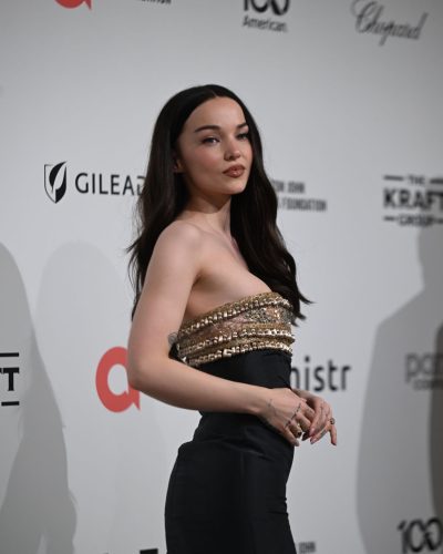 Dove Cameron looks stunning in stylish look