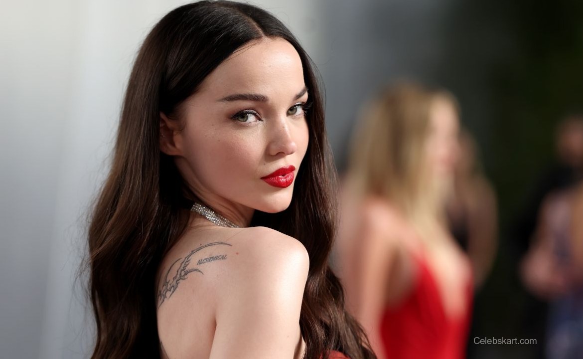 Dove Cameron at Vanity Fair Oscar Party, 2026 3