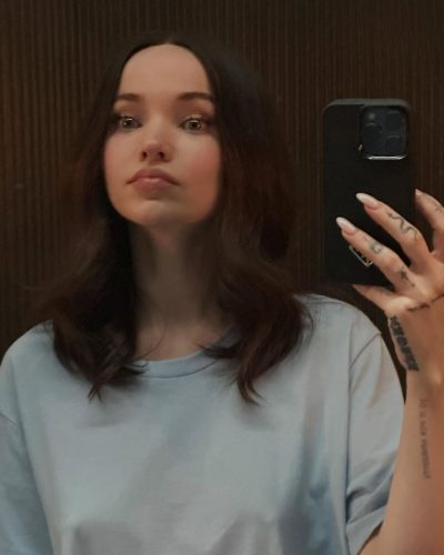 Dove Cameron showcases stylish look