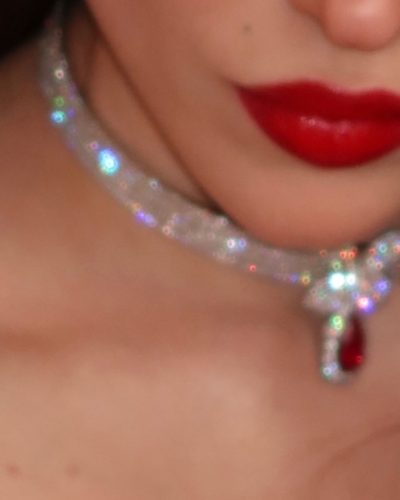 Dove Cameron turns heads in stylish look