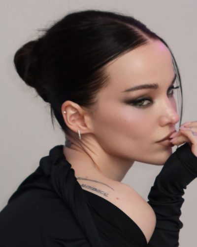 Dove Cameron turns heads in stylish look