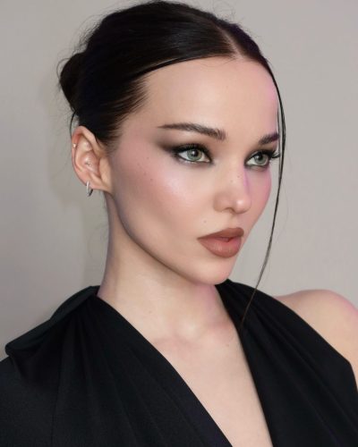 Dove Cameron showcases stylish look