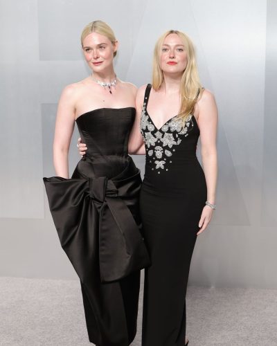 Elle and Dakota Fanning at Oscar Party, 2026 2