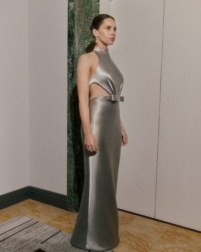 Felicity Jones turns heads in stylish look