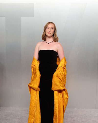 Hannah Einbinder stuns in stylish look at appearance 2026