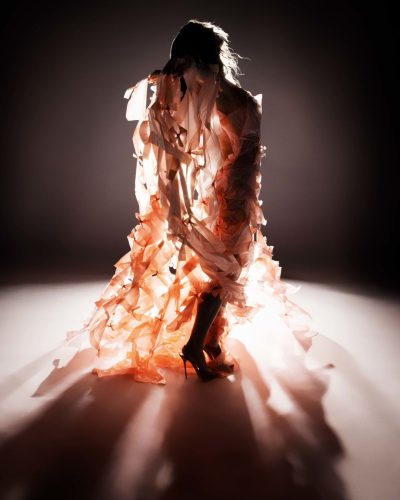 Heidi Klum looks stunning in magazine look