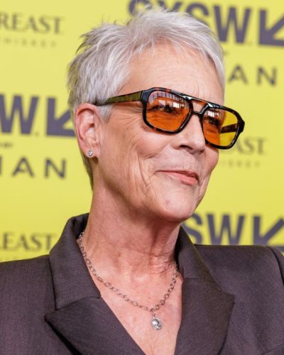 Jamie Lee turns heads in stylish look