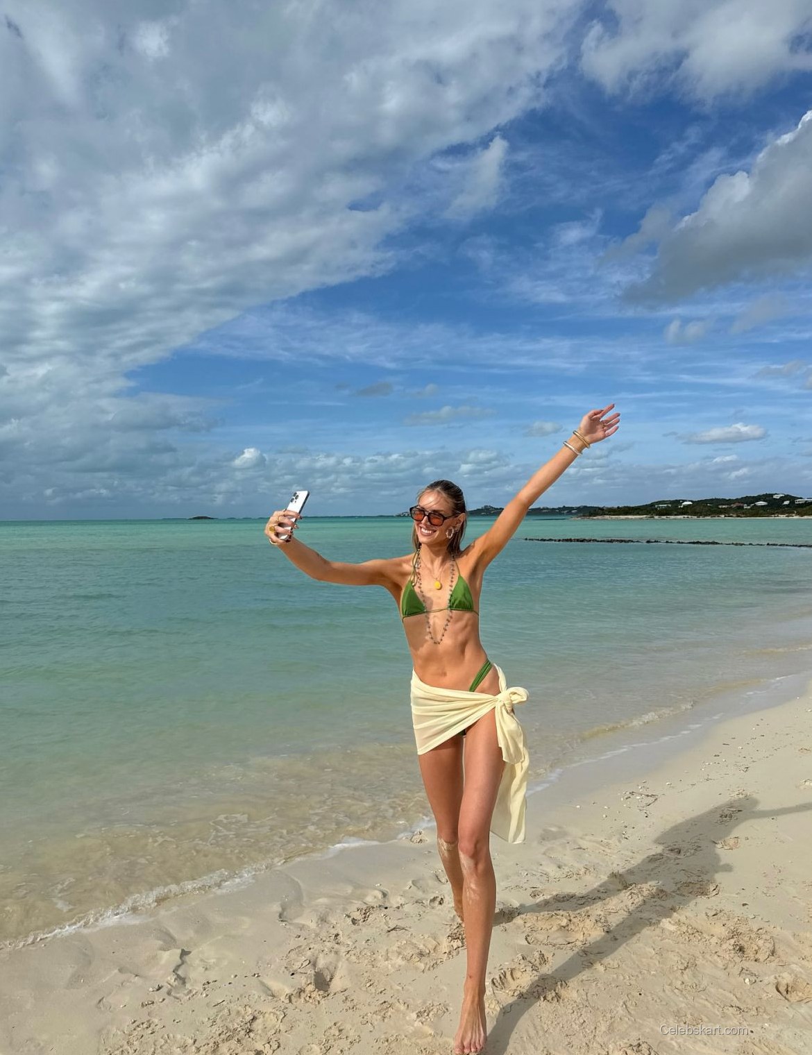 Kari Riley Instagram Looks Showcase Bold Swimwear Style, March 2026 17