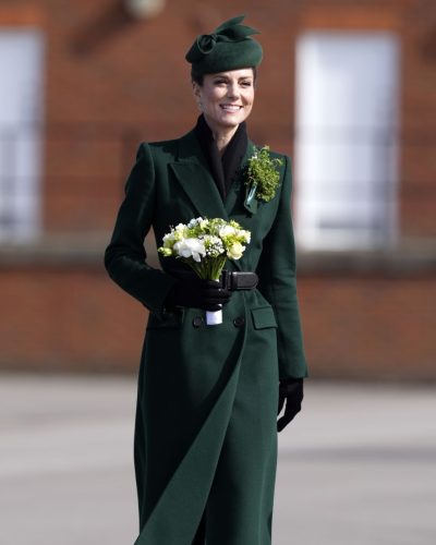 Kate Middleton turns heads in stylish look