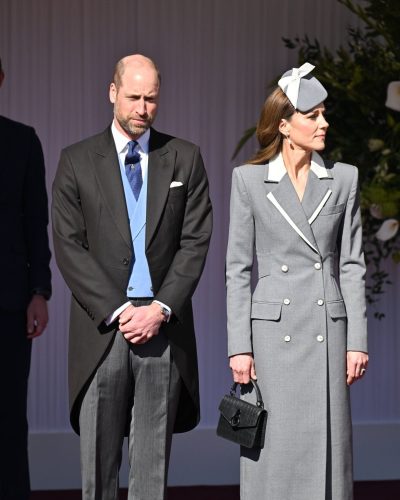 Kate Middleton looks stunning in stylish look