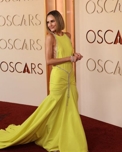 Keltie Knight turns heads in stylish look