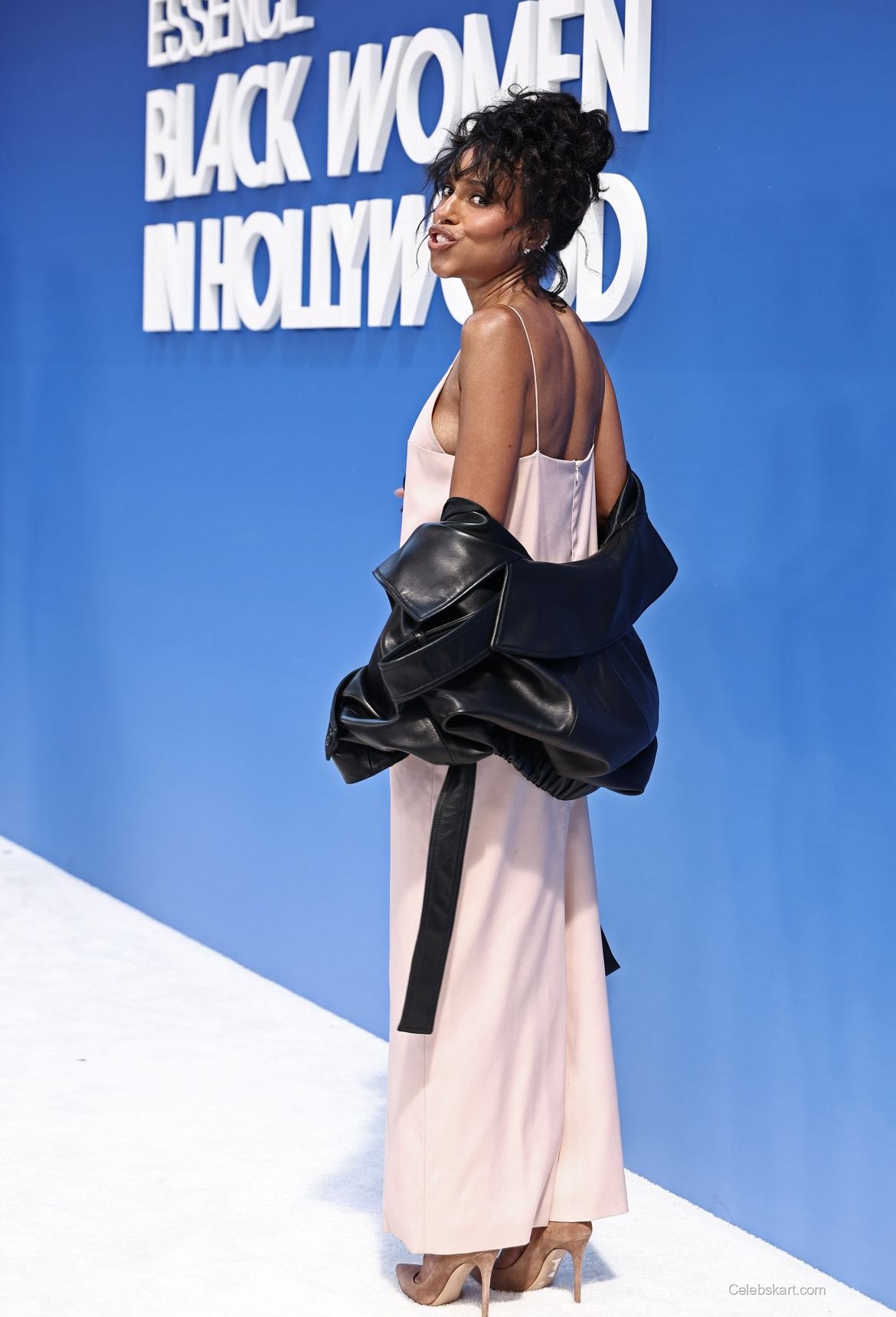 Kerry Washington Dazzles In Pink At Essence Awards, March 2026 6