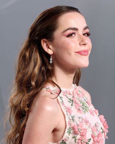 Kiernan Shipka turns heads in stylish look