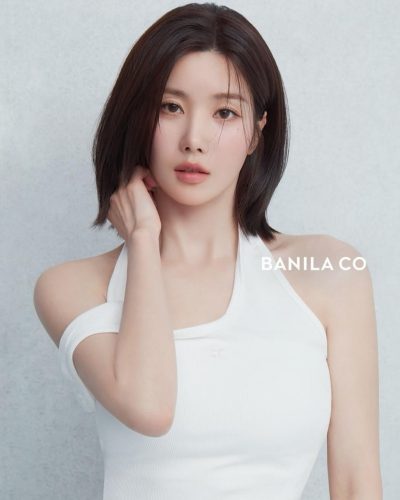 Kwon Eunbi wearing stylish look at appearance 2026